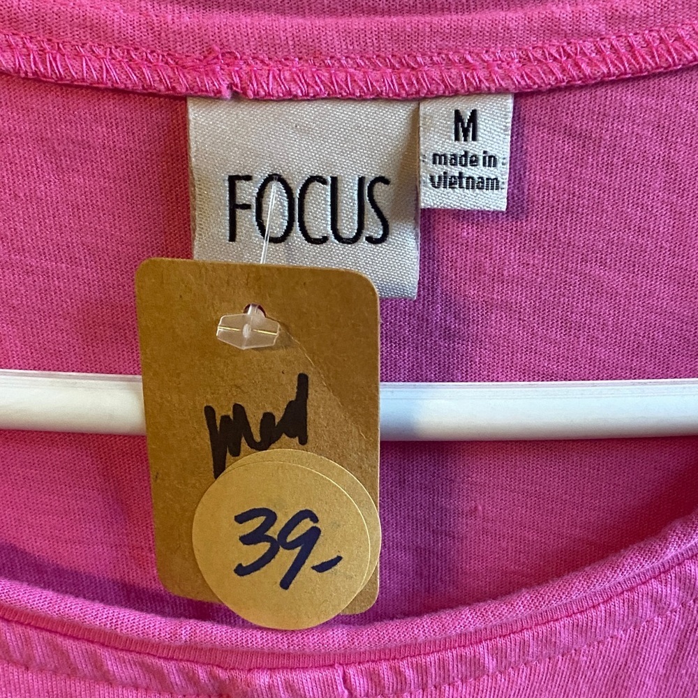 Focus Size Medium Magenta Soft Long Sleeve Top Fall Tunic Barbiecore Flowy - Picture 2 of 11
